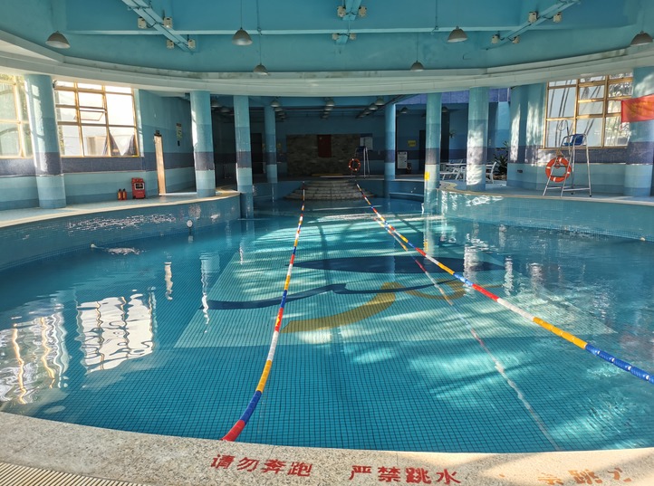 广州南沙滨海花园康体游泳馆